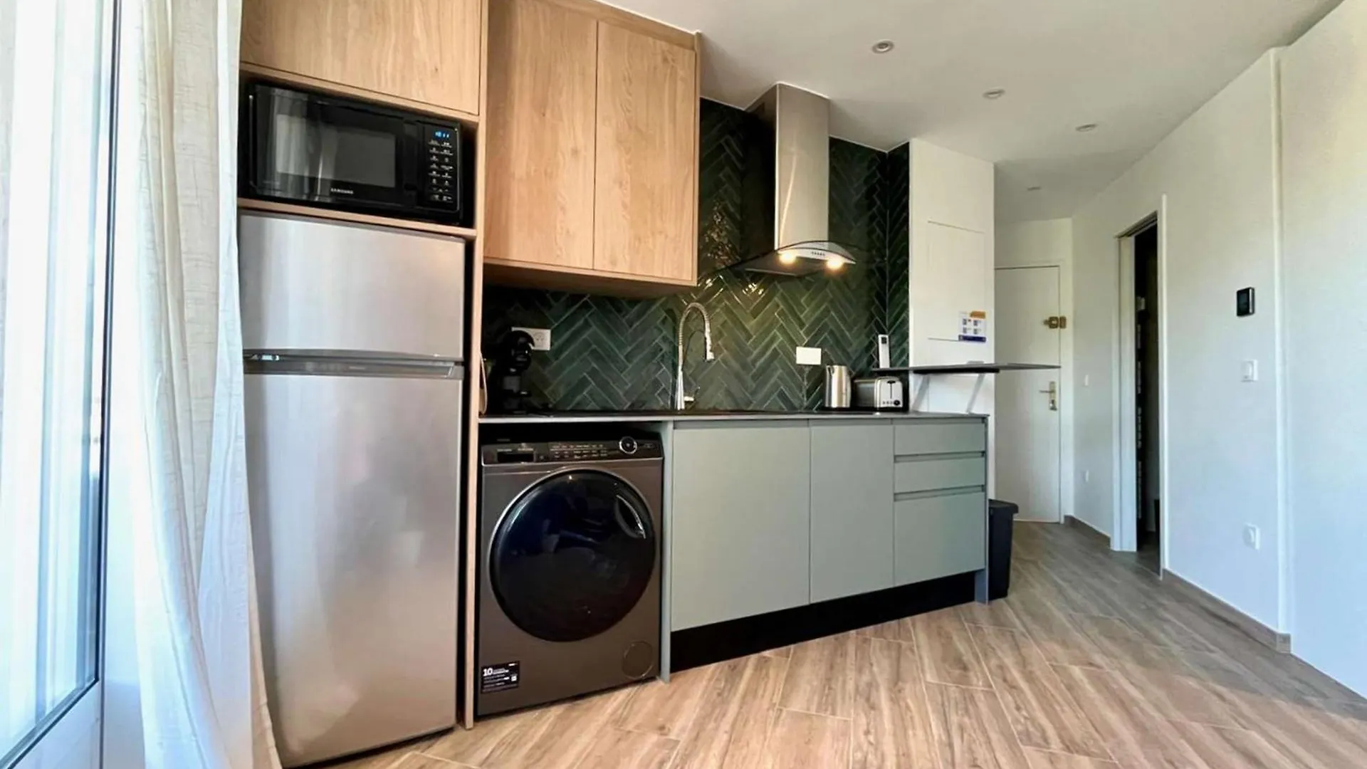 Studio Cosy A Cavalaire Avec Climatisation Et Parking - Fr-1-226B-200 Apartment