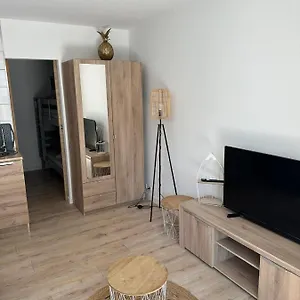 Appartement Charment 100m De La Place De Parking, Cavalaire-sur-Mer